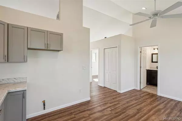 5521 MABLEY HILL Road, Fenton, MI 48430