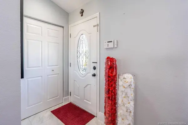 2372 SW Naomi AVE, Port Saint Lucie, FL 34953