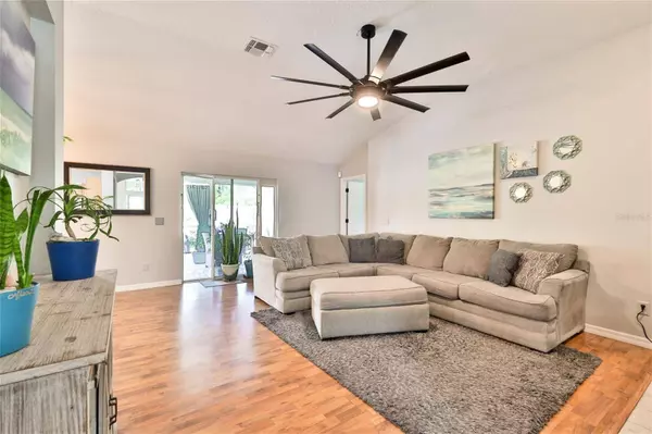 707 CLOVERLEAF BLVD, Deltona, FL 32725