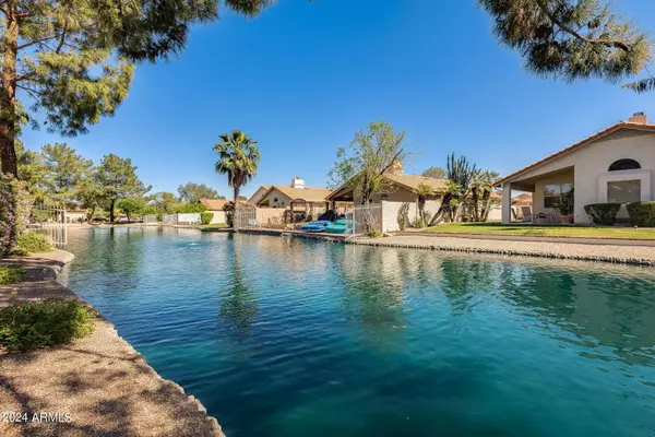 1669 S ASH Drive, Chandler, AZ 85286