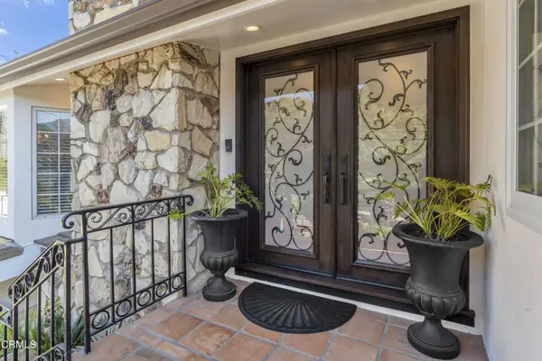 1840 Fern LN, Glendale, CA 91208