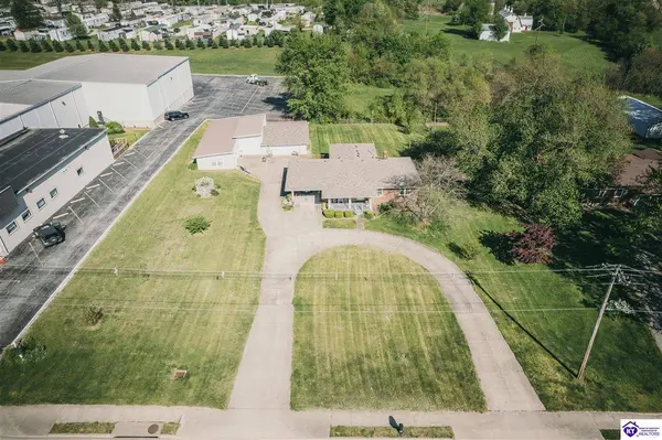 1205 N Third Street, Bardstown, KY 40004