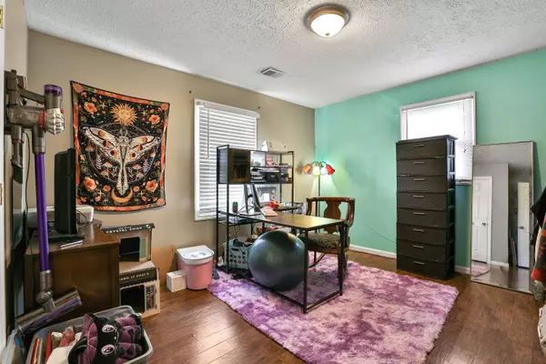 280 Cherry LN, Frankfort, KY 40601