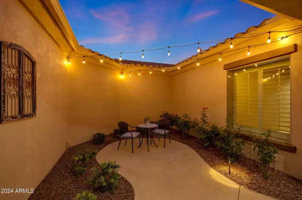 20956 W VILLAGE Place, Buckeye, AZ 85396