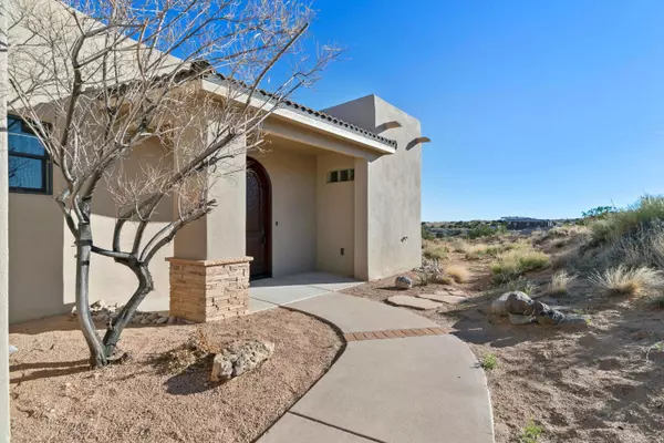 2421 Desert Marigold RD NE, Rio Rancho, NM 87144