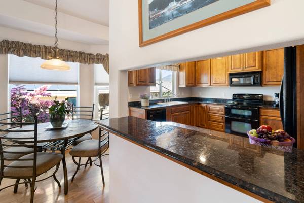 2407 Senate Way, Medford, OR 97504