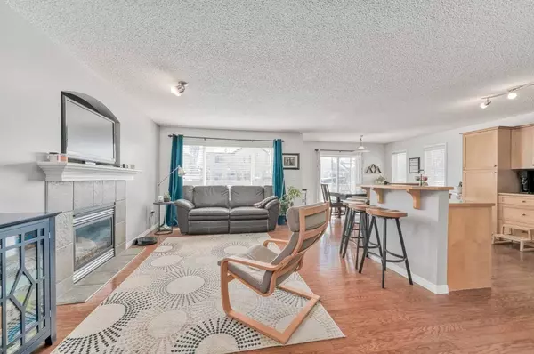 117 Royal Birch Mews NW, Calgary, AB T3G 5N9