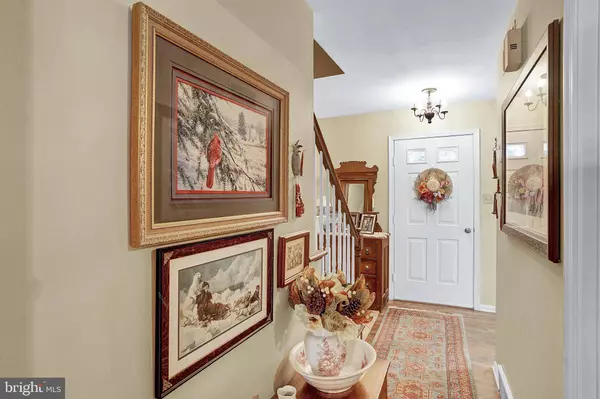 934 WILLCLIFF DR, Mechanicsburg, PA 17050