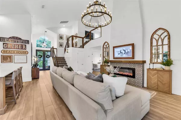 8438 IDLEWOOD CT, Lakewood Ranch, FL 34202