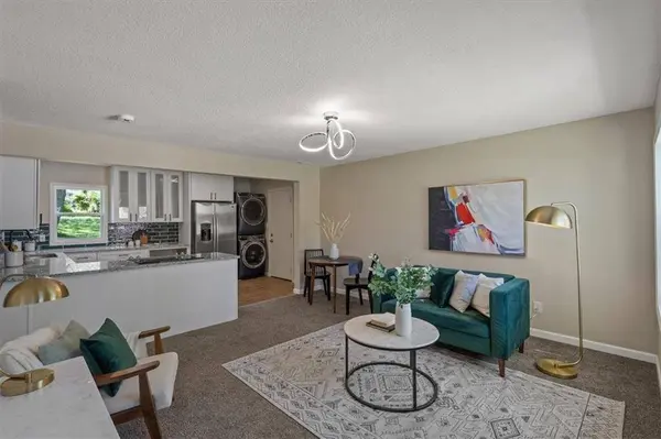 17218 Monte Verde DR, Belton, MO 64012