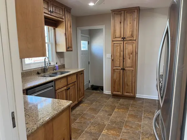 2465 E Meadow DR, North Saint Paul, MN 55109