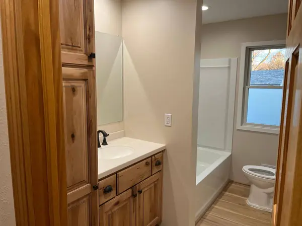 2465 E Meadow DR, North Saint Paul, MN 55109