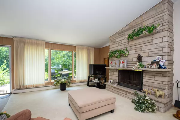 16457 W 143rd ST, Lockport, IL 60441