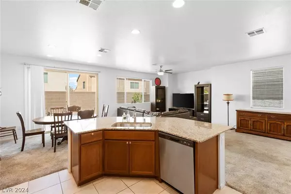 9162 Oxford Blue Avenue, Las Vegas, NV 89148