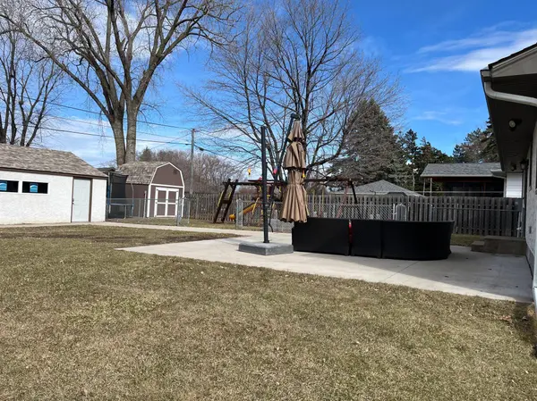 2465 E Meadow DR, North Saint Paul, MN 55109