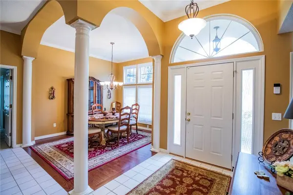 3 Overton Ln, Bella Vista, AR 72714