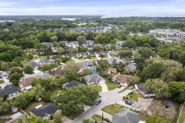 3046 MARBON ESTATES CT, Jacksonville, FL 32223