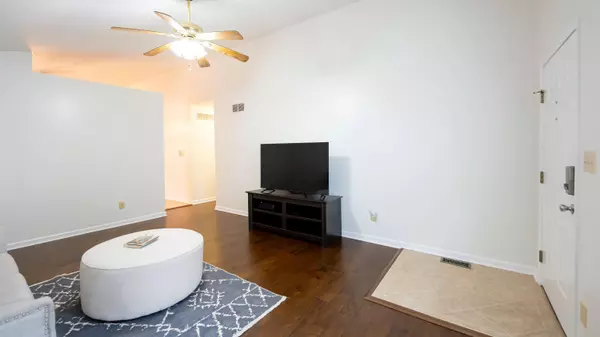 137 Olivia DR, Nicholasville, KY 40356