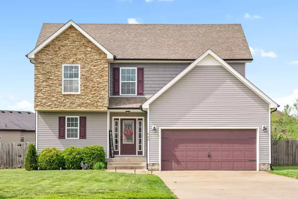 668 Wild Fox Ct, Clarksville, TN 37040