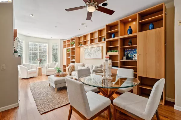 280 Caldecott Ln #225, Oakland, CA 94618