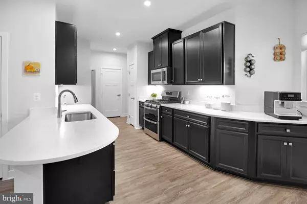 2918 HERB GARDEN DR, Frederick, MD 21704