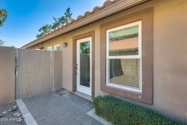 1669 S ASH Drive, Chandler, AZ 85286