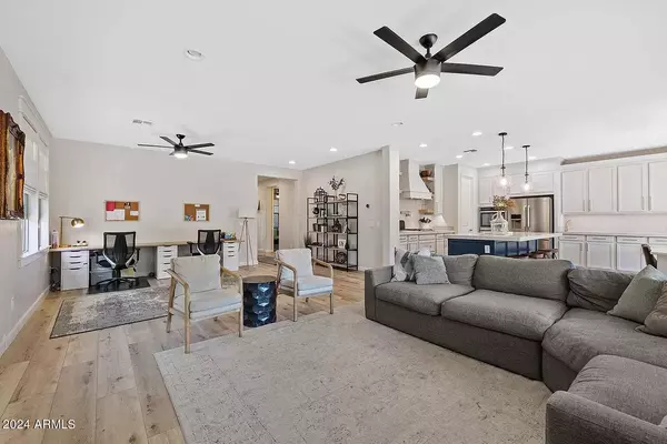 22075 E ROSA Road, Queen Creek, AZ 85142