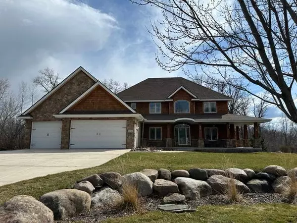 10284 176th ST W, Lakeville, MN 55044