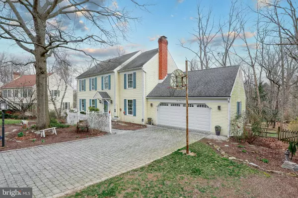 934 WILLCLIFF DR, Mechanicsburg, PA 17050