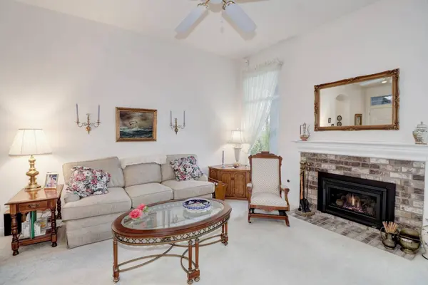 4573 Coach Lamp LN, Roseville, CA 95747