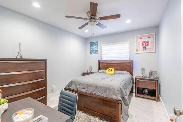 2372 SW Naomi AVE, Port St Lucie, FL 34953