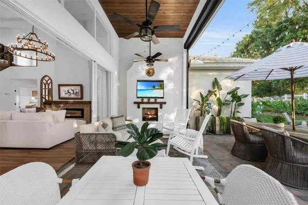 8438 IDLEWOOD CT, Lakewood Ranch, FL 34202