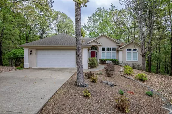 3 Overton Ln, Bella Vista, AR 72714