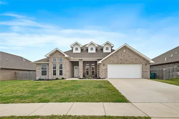 600 Melrose Pl, Bentonville, AR 72712