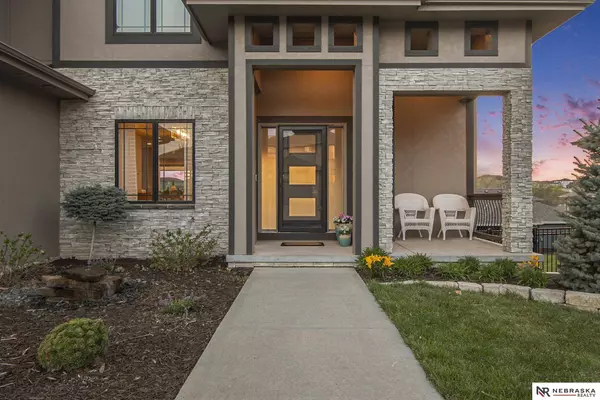 2710 N 178th Street, Omaha, NE 68116