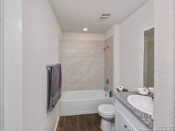 11926 MULBERRY CRK, San Antonio, TX 78245-4017