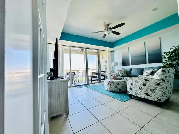 445 BAHIA BEACH BLVD, Ruskin, FL 33570