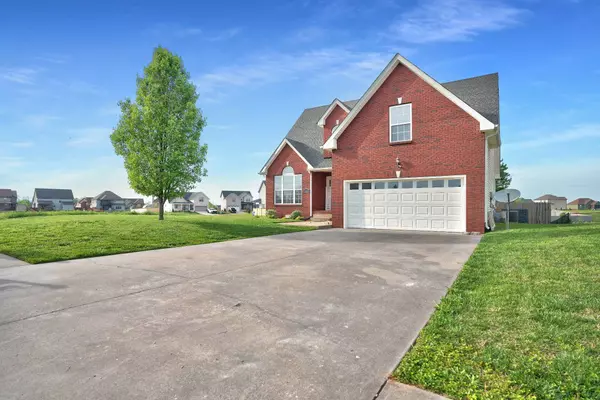 1285 Apple Blossom Rd, Clarksville, TN 37042