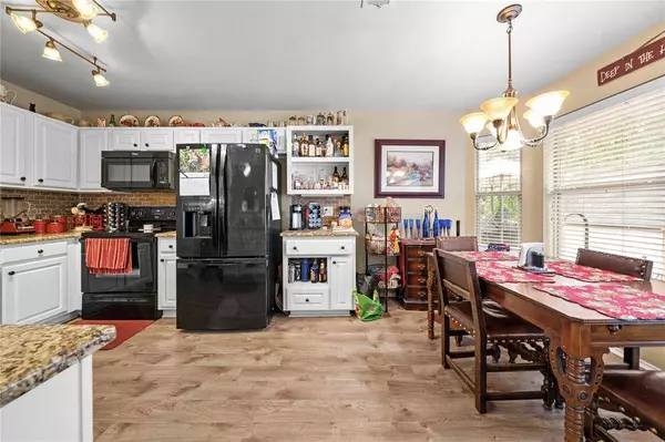 15906 Brittain Court, Lindale, TX 75771