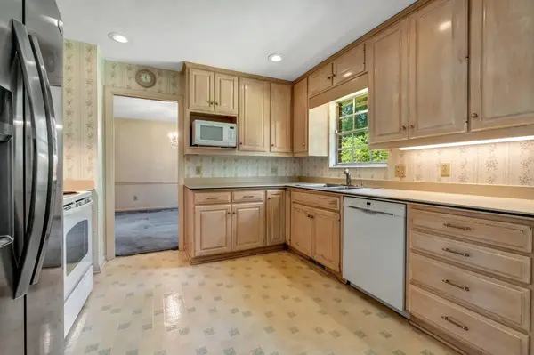 2828 N Shamrock Street, Tallahassee, FL 32309