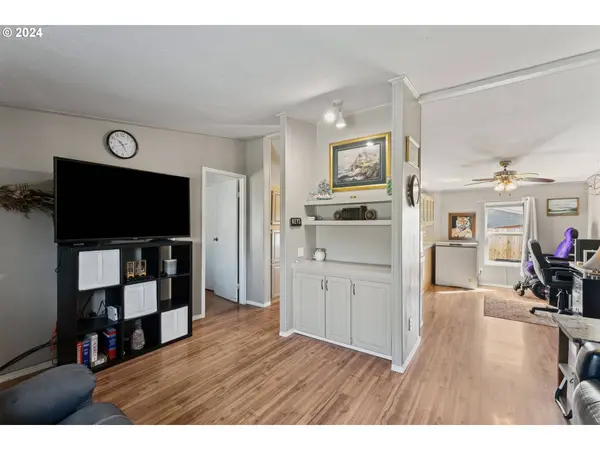 315 N 8TH ST, Monroe, OR 97456