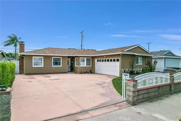 2210 W Grayson AVE, Anaheim, CA 92801