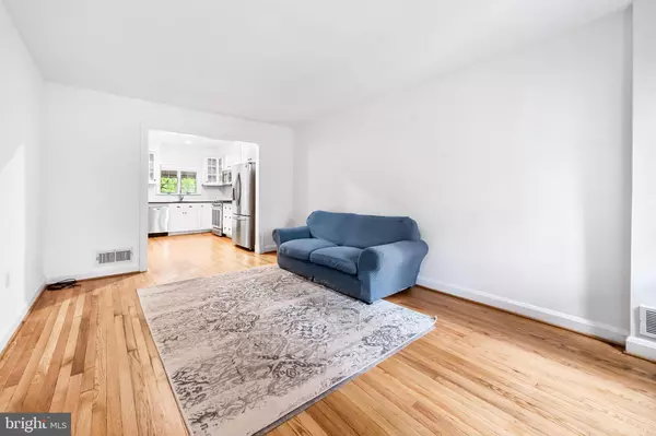 1444 REDFERN AVE, Baltimore, MD 21211