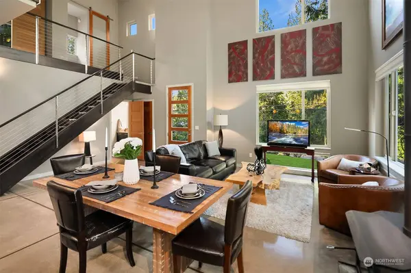 29415 SE 82nd ST, Issaquah, WA 98027