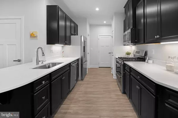 2918 HERB GARDEN DR, Frederick, MD 21704