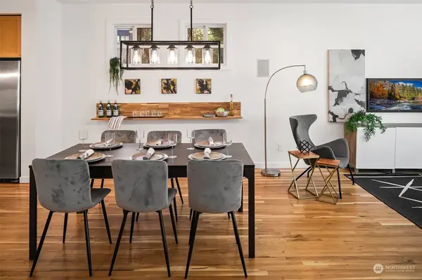 8628 112th LN NE #9, Kirkland, WA 98033