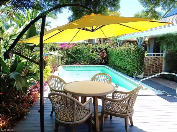 651 Bridgeway LN #1, Naples, FL 34108