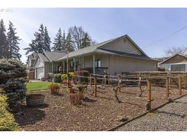 2225 First ST, Columbia City, OR 97018