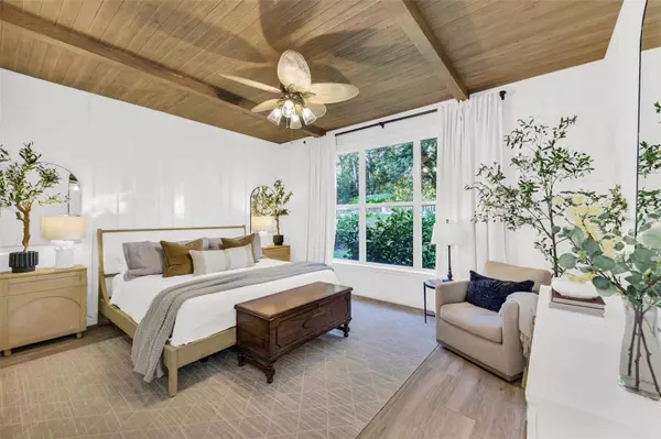 8438 IDLEWOOD CT, Lakewood Ranch, FL 34202