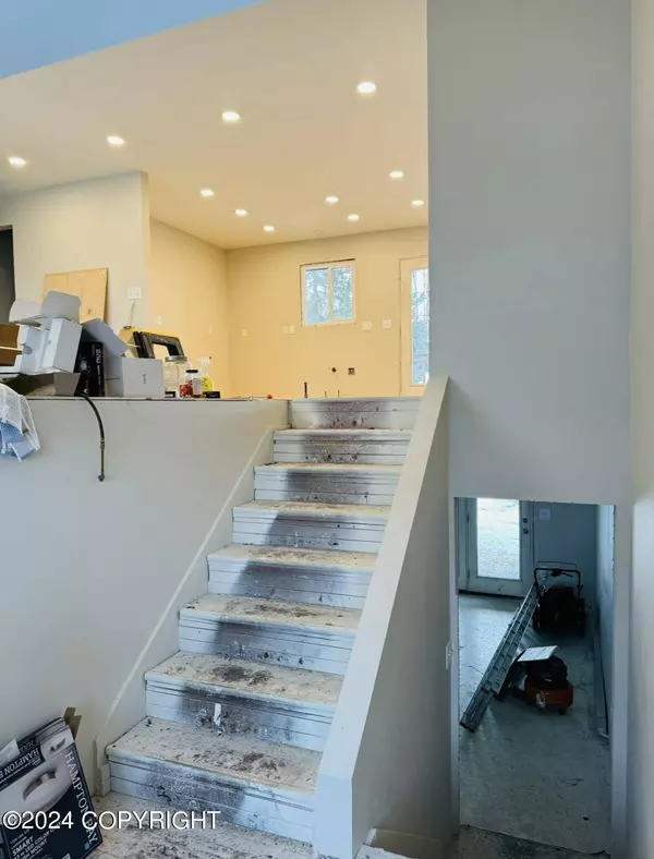 2340 Paxson DR, Anchorage, AK 99504